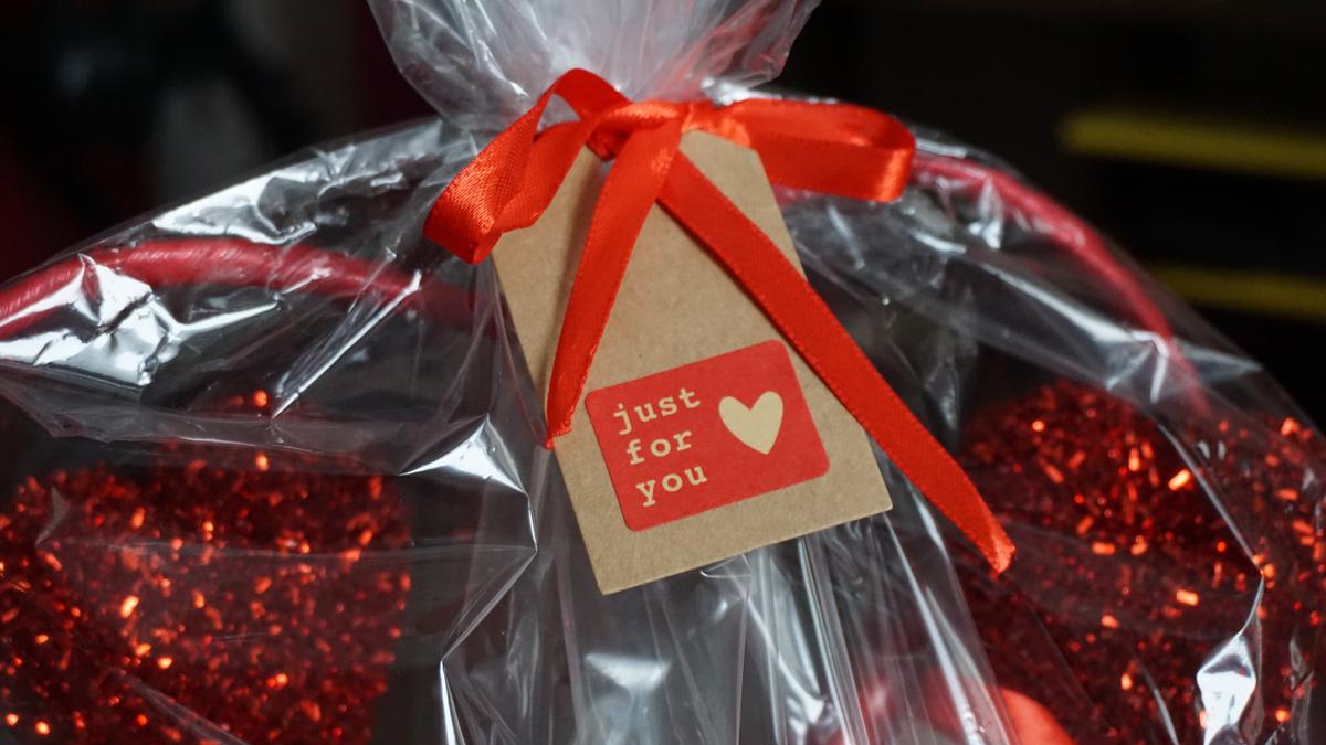 San Valentín | Sorprende con estos regalos sin gastar demasiado dinero
(Fuente: Pexels)