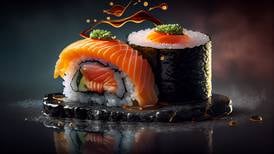 ¿Antojo de sushi? Te enseñamos cómo hacerlo