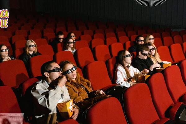 ¿Cuánto cuesta rentar una sala de cine en Cinépolis o Cinemex?
