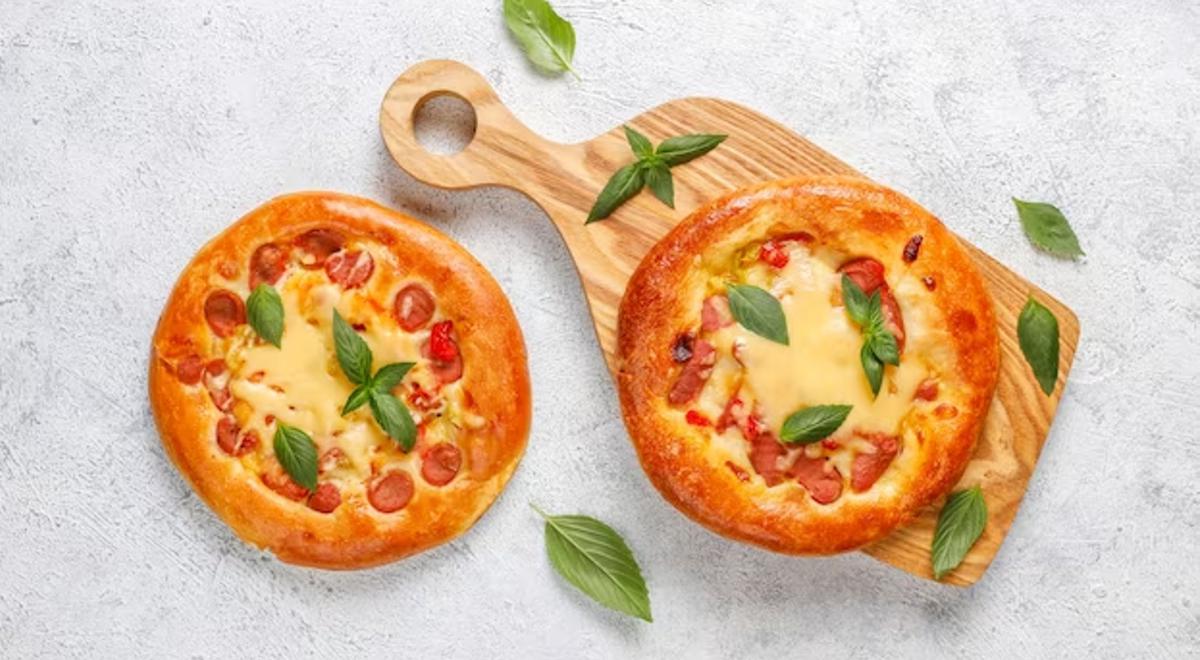 Minibolillos de pizza | Estos ricos snack seguros que te encantarán. (Freepik)