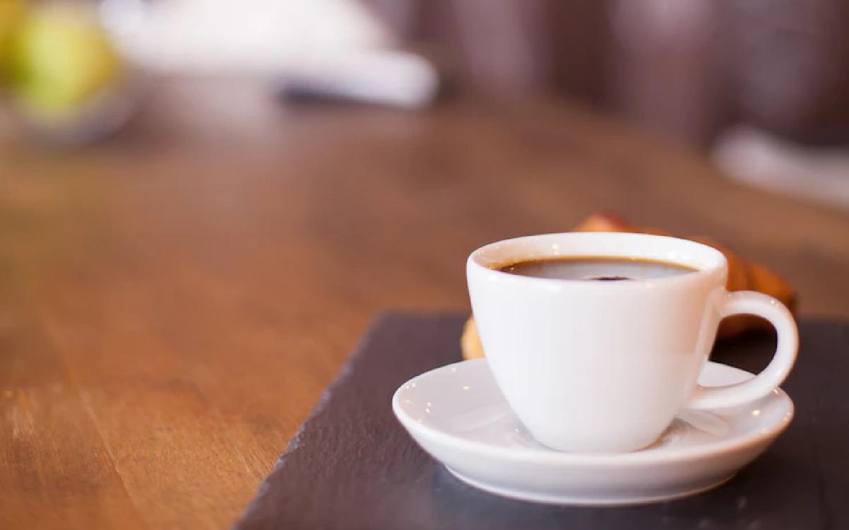 Café. | Se recomienda tomarlo solo, sin endulzantes ni leche
(Fuente: Freepik)