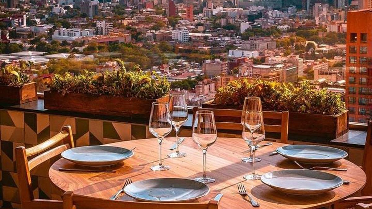 Restaurante en Torre Latinoamericana | El restaurante con la vista más codiciada, desde el piso 41 (Miraltomx/Instagram).
