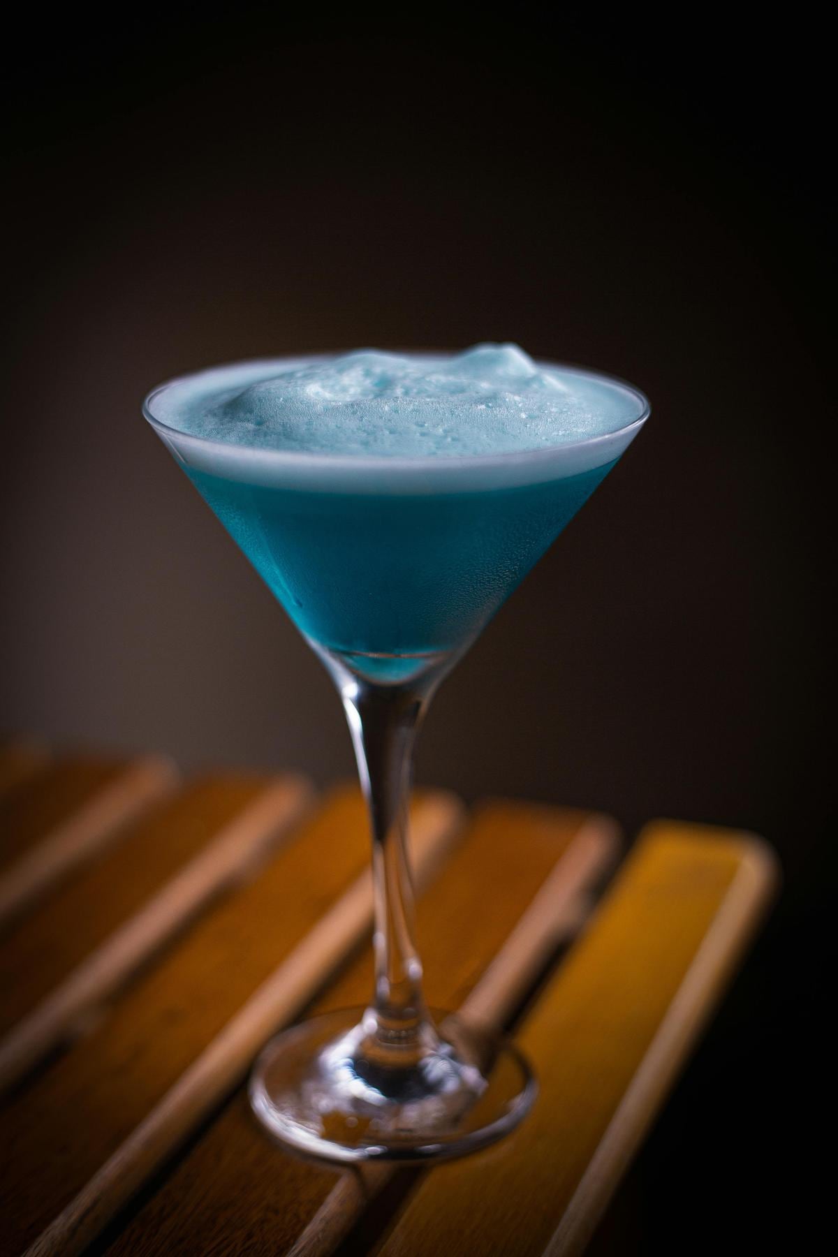 Bebida azul | Una combinación de sabores fusionada con un alegra color azul en una bebida (Pexels).