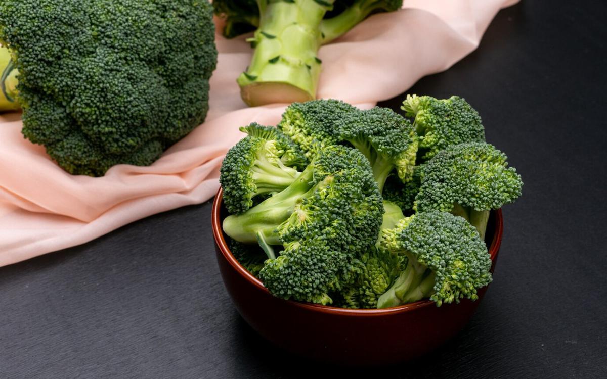 propiedades del brócoli | El brócoli es una verdura tiene grandes beneficios a la salud. (Freepik)