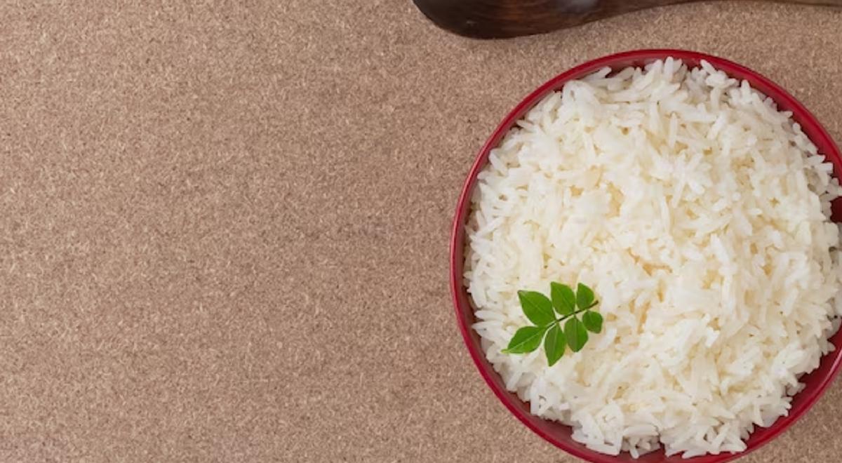 arroz | Aprovecha el arroz que te sobró para hacer esta rica receta. (Freepik)
