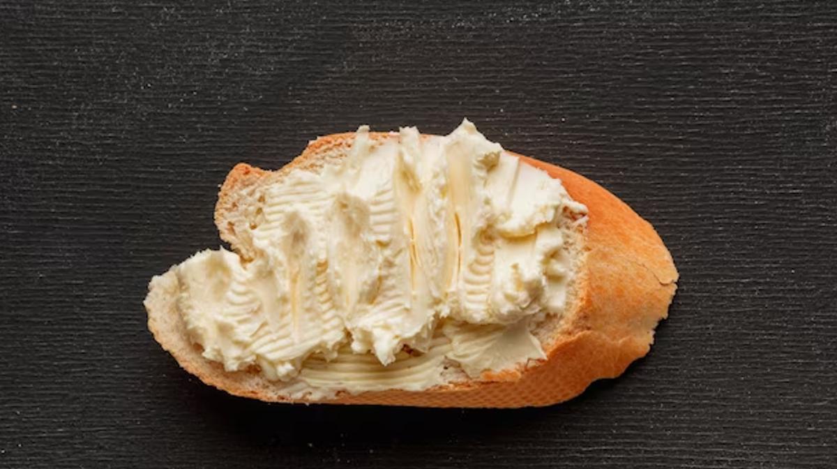 queso crema | Este queso crema es perfecto para untar en tostadas, agregar a salsas, usar en postres, y mucho más. (Freepik)