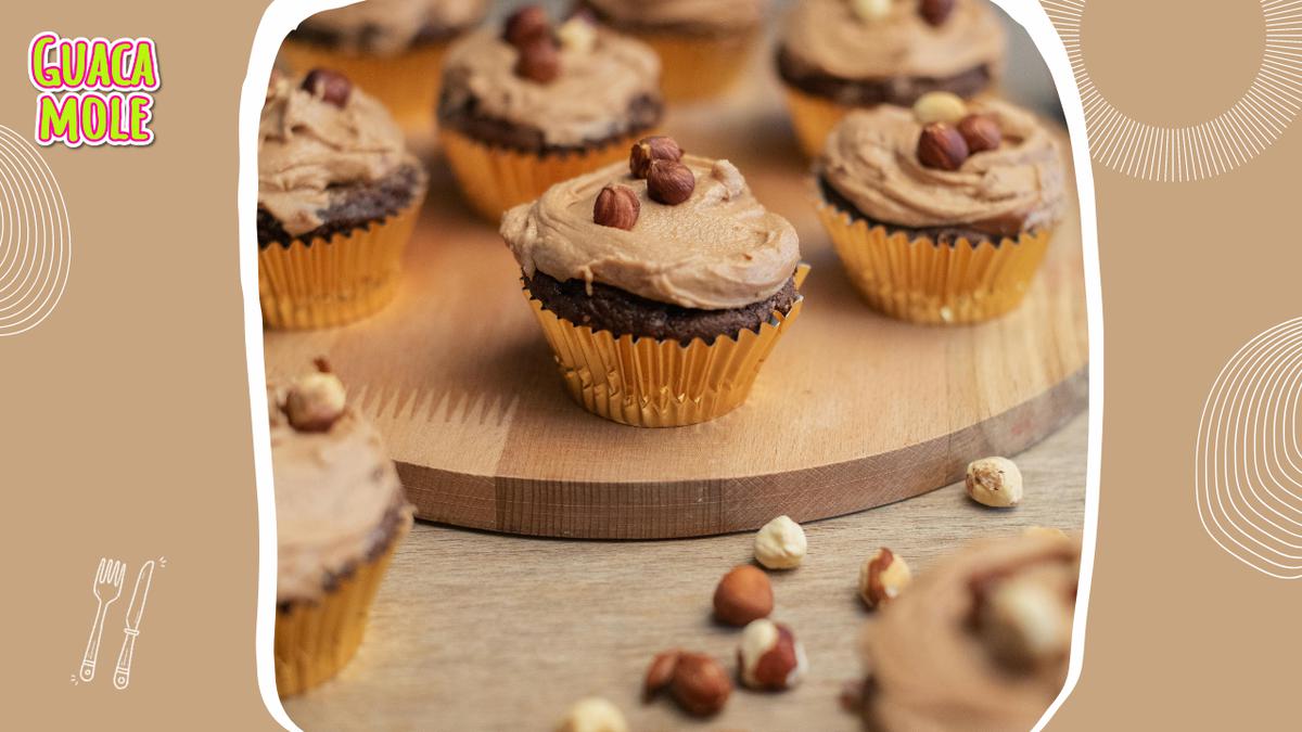 Cupcakes de chocolate y Nutella | Consiente a los maestros el 15v de Mayo con un delicioso postre fácil y sencillo de preparar (Pexels).