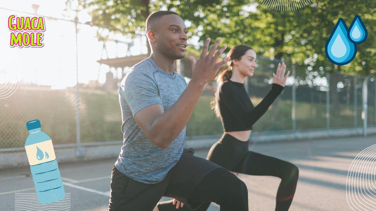Hidratarse y ejercitarse. | Con estos consejos, estamos seguros que hidratarte ya no se te olvidará al hacer ejercicio. (Canva).