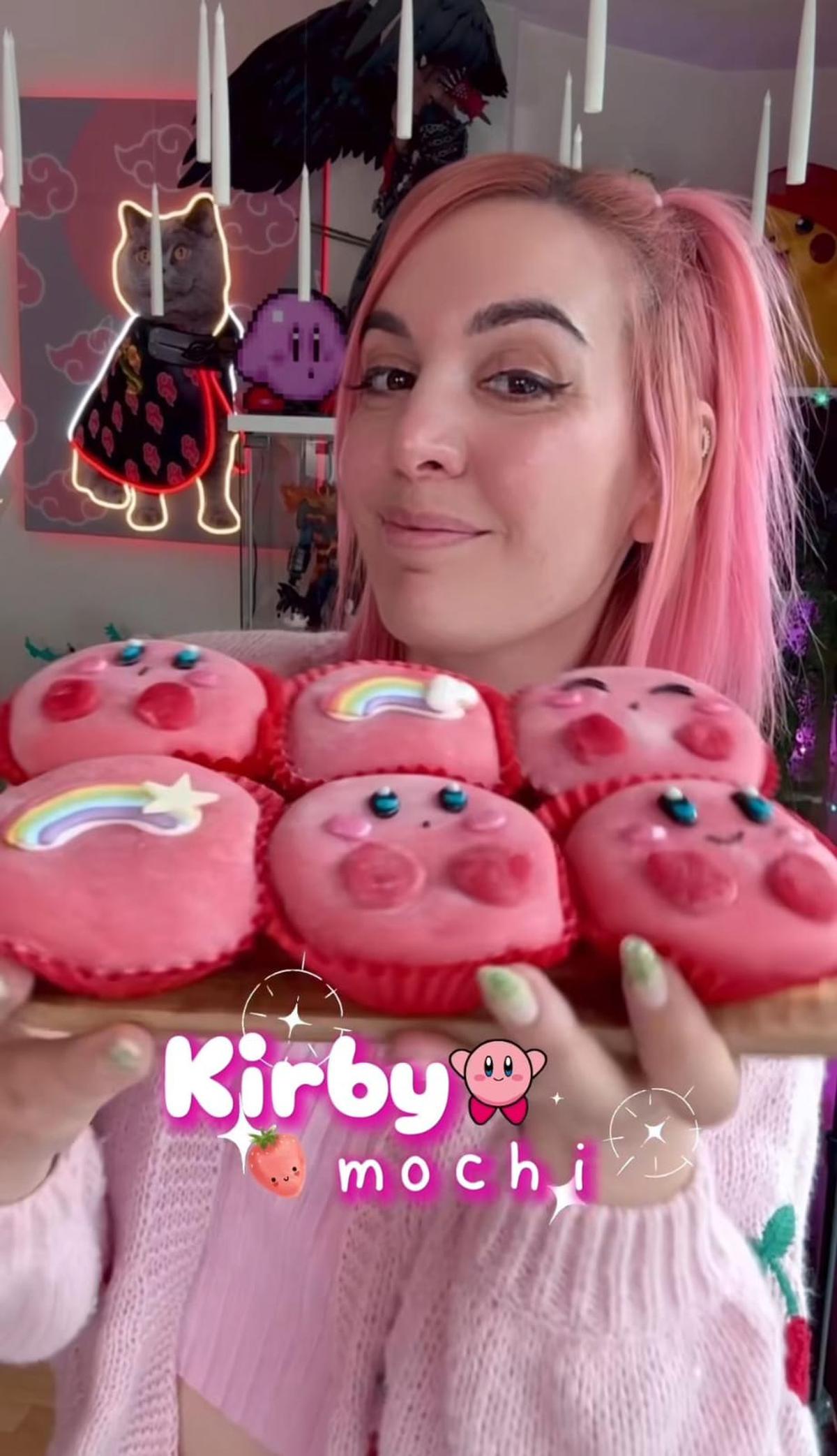 Sara Conde Mochi de Kirby. | Mochi de Kirby un postre 100 por ciento japonés. (Sara Conde Instagram).