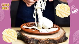 ¿De dónde es originario el queso Oaxaca?