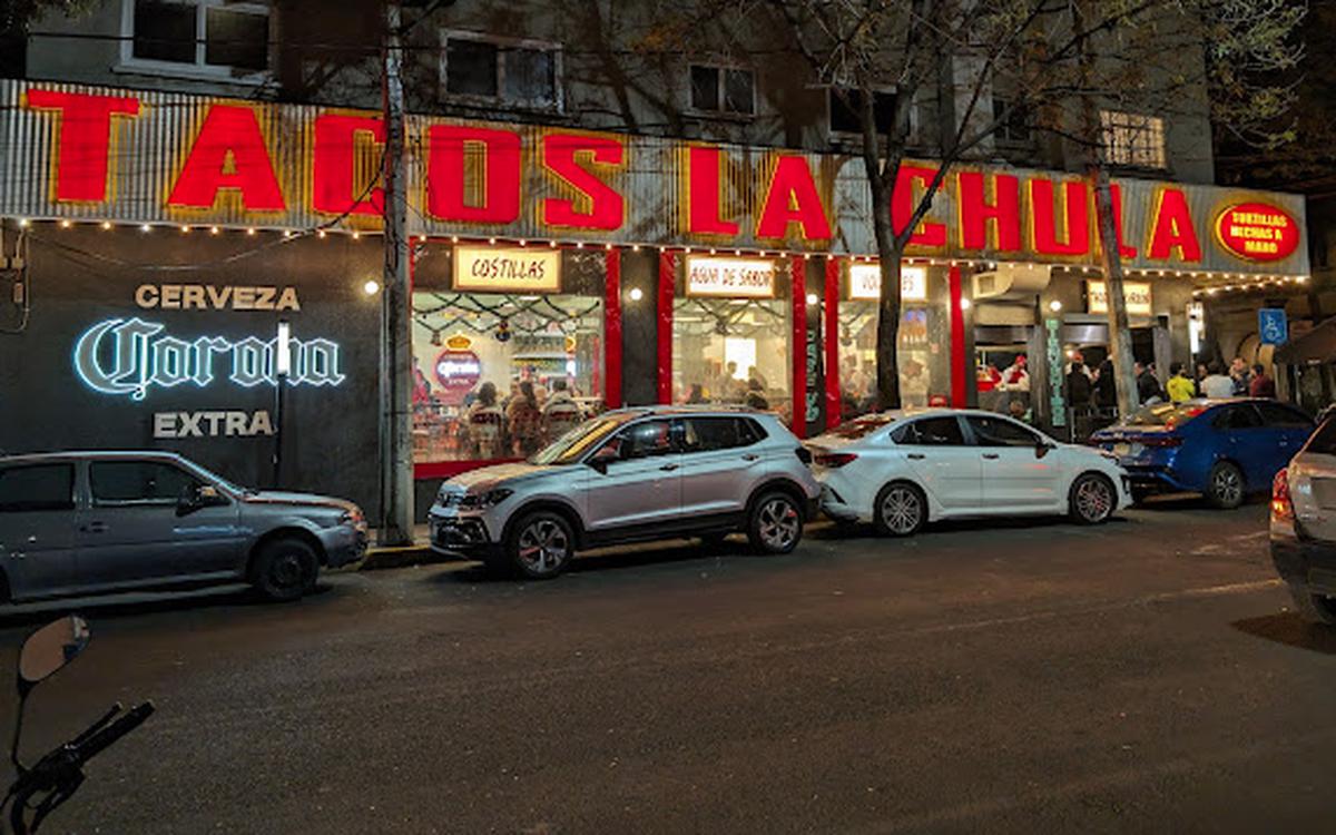 Este es el mejor lugar para comerte una gringa. | Una de las taquerías más famosas de CDMX (Facebook Taquería La Chula).