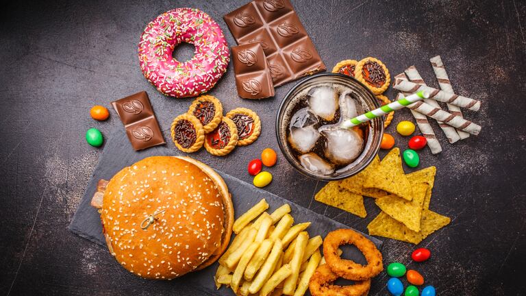 Una imagen de comida chatarra.