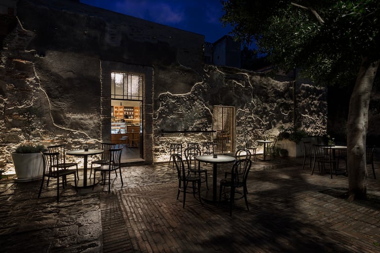 Cafetería Caruso por fuera.
