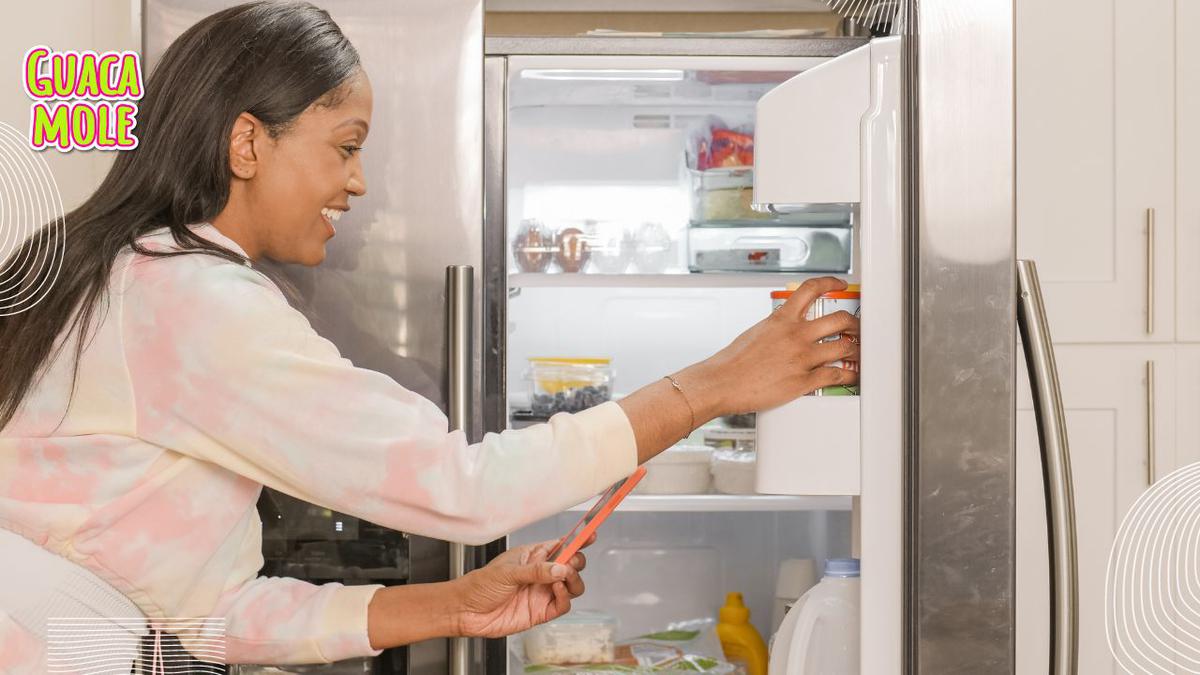 Orden en el refrigerador. | Aprende a acomodar tus productos y alimentos en el refri. (Canva).